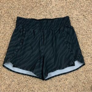Avia Black Tiger Print Pocketed Athletic Running Shorts
